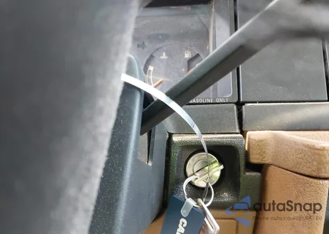 1990 Volvo 240 Dl z USA, uszkodzony, nr VIN YV1AA8844L1392271